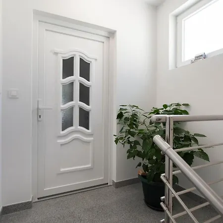 Apartamento Lovely In With Wifi